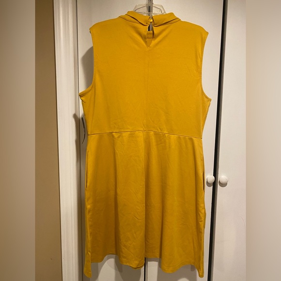 New York & Company Dresses & Skirts - NWT- XL NY & Company Mustard Sleeveless Summer Dress with pockets. 100% Cotton